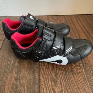 Peloton Size 41 Cycling Shoes